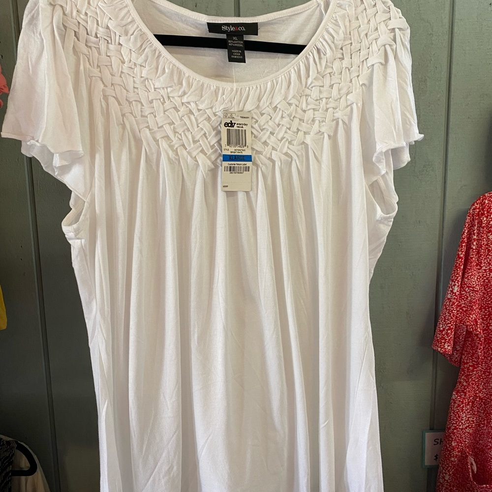 WOMEN’S STYLE & CO CRISSCROSS NECK COTTON TOP X-LARGE